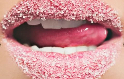 Lips covered in Sugar